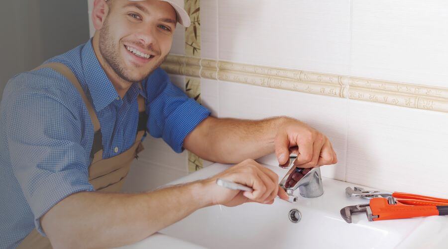 Professional clogged drains services in Langley, KY
